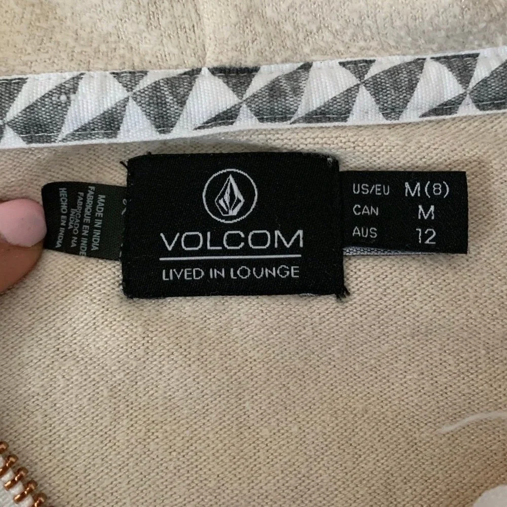 Volcom Lived In Lounge Set Women M‎ S Cream Zip Hoodie Shorts Co-ord Athleisure